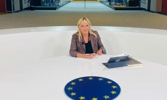 Министърът на отбраната на Украйна Алексей Резников обяви че отдавна