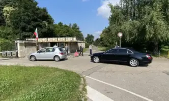 Премиерът Николай Денков и ръководителите на службите на военните аташета