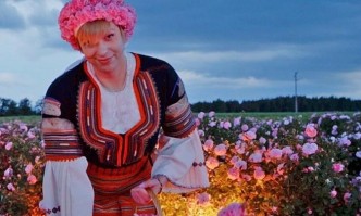 Държавата плаща 10 000 лв. за транссексуална сесия по картини на Майстора