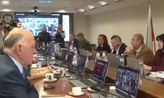 Прокурорската колегия единодушно остави без разглеждане искането на служебния правосъден