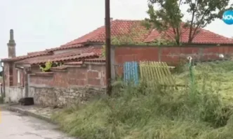 Нападнаха служители на Агенцията по храните с брадва при проверка