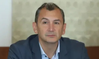 Доц. Михаил Околийски за социалните мрежи: Отровата е в дозата