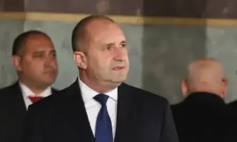 Президентът: Политиците в България трябва да работят за съхраняване и развитие на отбранителните способности на армията