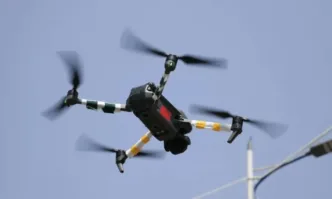 Дронове над военната база, в която живеят държавният секретар и министърът на отбраната на САЩ