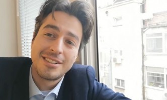 Поетесата Елисавета Шапкарева която е внучка на Елисавета Багряна и