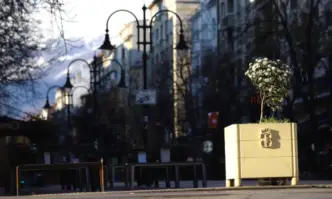 Предимно слънчево с по високи температури и слаб вятър днес В