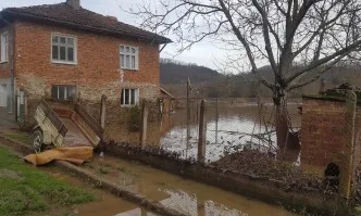 Частично бедствено положение заради наводнение в странджанското село Кости