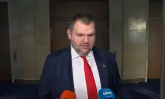 Той препоръча държавният глава да реши дали е цирково куче