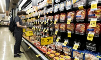 В Гърция производители и търговци се споразумяха снощи с правителството