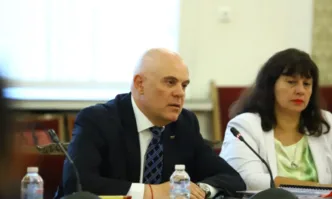 Смятам че прокурор Михайлов ще може и ще има доблестта