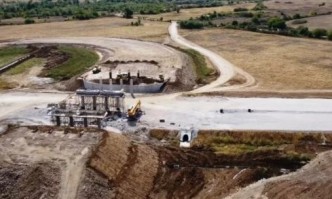 Лот 1 от магистрала Хемус ще бъде готов не този