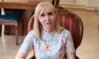 Омбудсманът Диана Ковачева сезира енергийния министър Румен Радев заради множеството