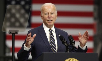 Това става на фона на нарастващо напрежението покрай увеличаването на