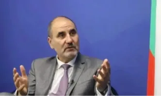 Продължаваме промяната и Демократична България може да са първа политическа