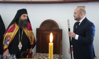 Държавата засвидетелства подкрепа със символичен дар В Зографския манастир в