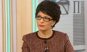 Десислава Атанасова: Нинова е така активна заради предстоящия пленум на БСП