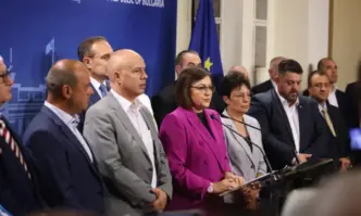 Нинова поиска оставката на военния министър бил вреден БСП