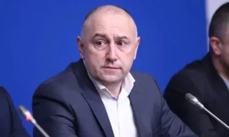 Заложеният дефицит е поради неблагоразумната политика на няколко парламента Необходим