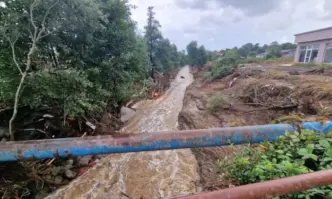 Продължава борбата с водното бедствие което удари Южното Черноморие Тази