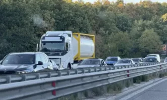 Затварят изпреварващата лента в част от магистрала Тракия в посока София във вторник