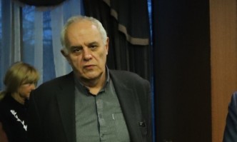 Според него това правителство е направило прекалено много грешки Правителството ще