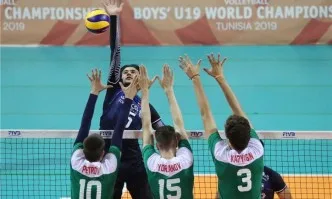 Националите U19 не успяха да се преборят със световния шампион Иран