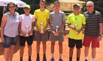 Дженев и Марков при юношите спечелиха титлата по двойки на Държавното лично първенство по тенис до 14 г.