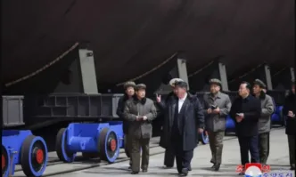 Северна Корея е произвела подводница с ядрена мощност която може