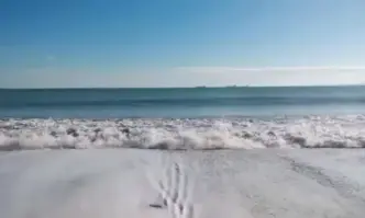 Пропадна пешеходната алея между Солниците и кв Сарафово в Бургас