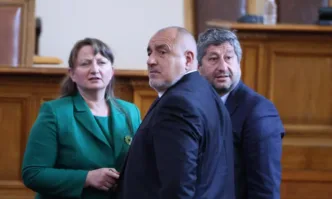 Цяла неделя текат интензивни преговори между Борисов Петков Василев и