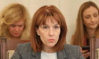 Решението което взе Народното събрание според мен е политическо решение Колкото