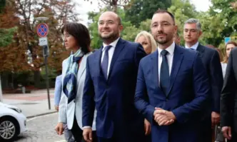 От Фейсбук профила на Антон ХекимянЧасът е 19 29 Няма качен