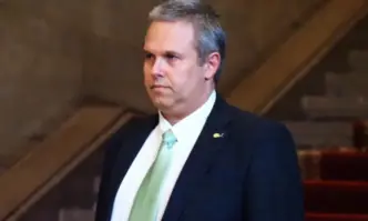 На министъра на електронното управление Александър Йоловски е назначена охрана