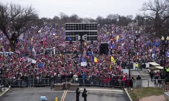 Хиляди привърженици на Тръмп се събраха във Вашингтон
