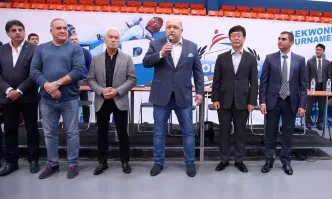 Министър Кралев откри международния турнир по таекуондо Sofia cup