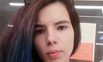Полицията издирва 16-годишна от София