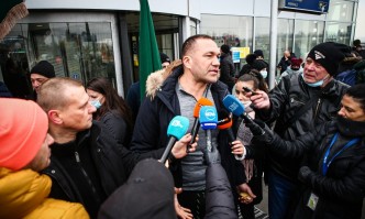 Най добрият български боксьор в тежка категория Кубрат Пулев се завърна