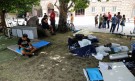 Струпаха нови палатки на тротоара пред Президентството (СНИМКИ) - Снимка 2 - Tribune.bg