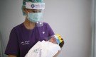 Защита: В Тайланд и новородените в болниците са с шлемове (ГАЛЕРИЯ) - Снимка 3 - Tribune.bg