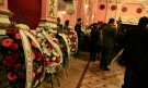 Стотици казаха сбогом на Красимир Узунов, погребват създателя на „Фокус“ с военни почести - Снимка 3 - Tribune.bg