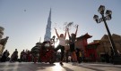 В Дубай заработи най-големият фонтан в света (СНИМКИ) - Снимка 7 - Tribune.bg