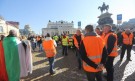Строителите на протест пред НС: Некачествените ремонти са фалшива новина (СНИМКИ) - Снимка 6 - Tribune.bg