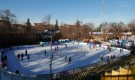 Ледена пързалка „ЮНАК“ посреща Коледа на пълна скорост - Снимка 3 - Tribune.bg