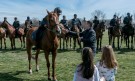 На Тодоровден конни полицаи от СДВР показаха майсторска езда (СНИМКИ) - Снимка 4 - Tribune.bg