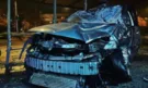 Пиян шофьор отнесе коли във Велико Търново, заби се и в спирка (СНИМКИ) - Снимка 2 - Tribune.bg
