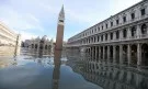 Наводненията във Венеция са повредели базиликата Сан Марко (СНИМКИ)