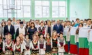 Над 600 български знамена ще се веят над училища и детски градини в София (СНИМКИ) - Снимка 2 - Tribune.bg