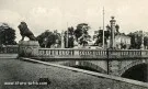 Изглед към Лъвов мост около 1910 г.