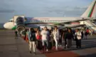 Правителственият Еърбъс с евакуирани българи от Израел кацна на летището в София