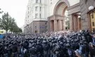 Полицията в Москва задържа стотици опозиционери (СНИМКИ)